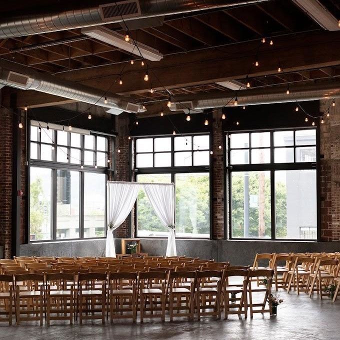 Left Bank Annex, Portland Oregon Wedding Venue